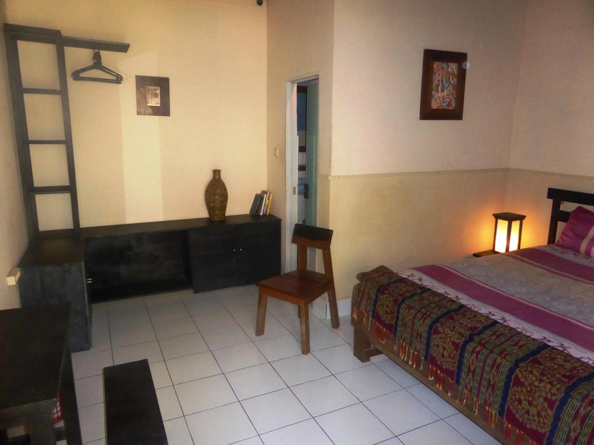La Casa Homestay Senggigi Quarto foto