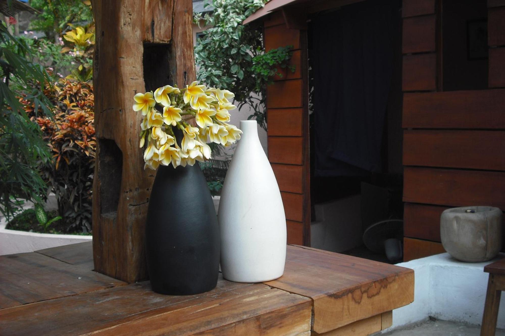 La Casa Homestay Senggigi Quarto foto