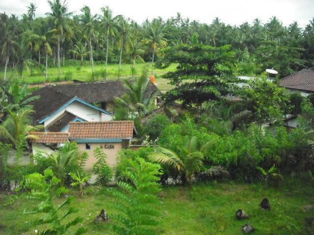 La Casa Homestay Senggigi Exterior foto